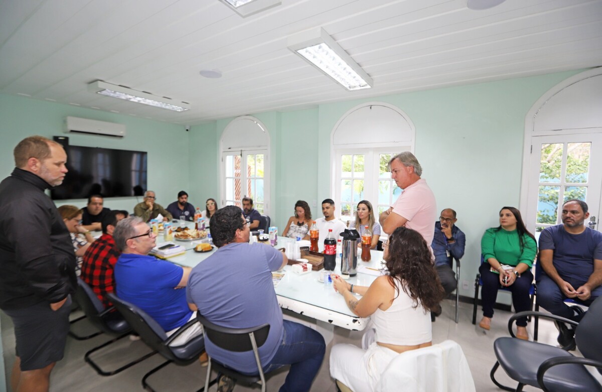 Diálogo sobre o Plano de Cargos, Carreiras e Remunerações continua avançando entre prefeito e servidores
