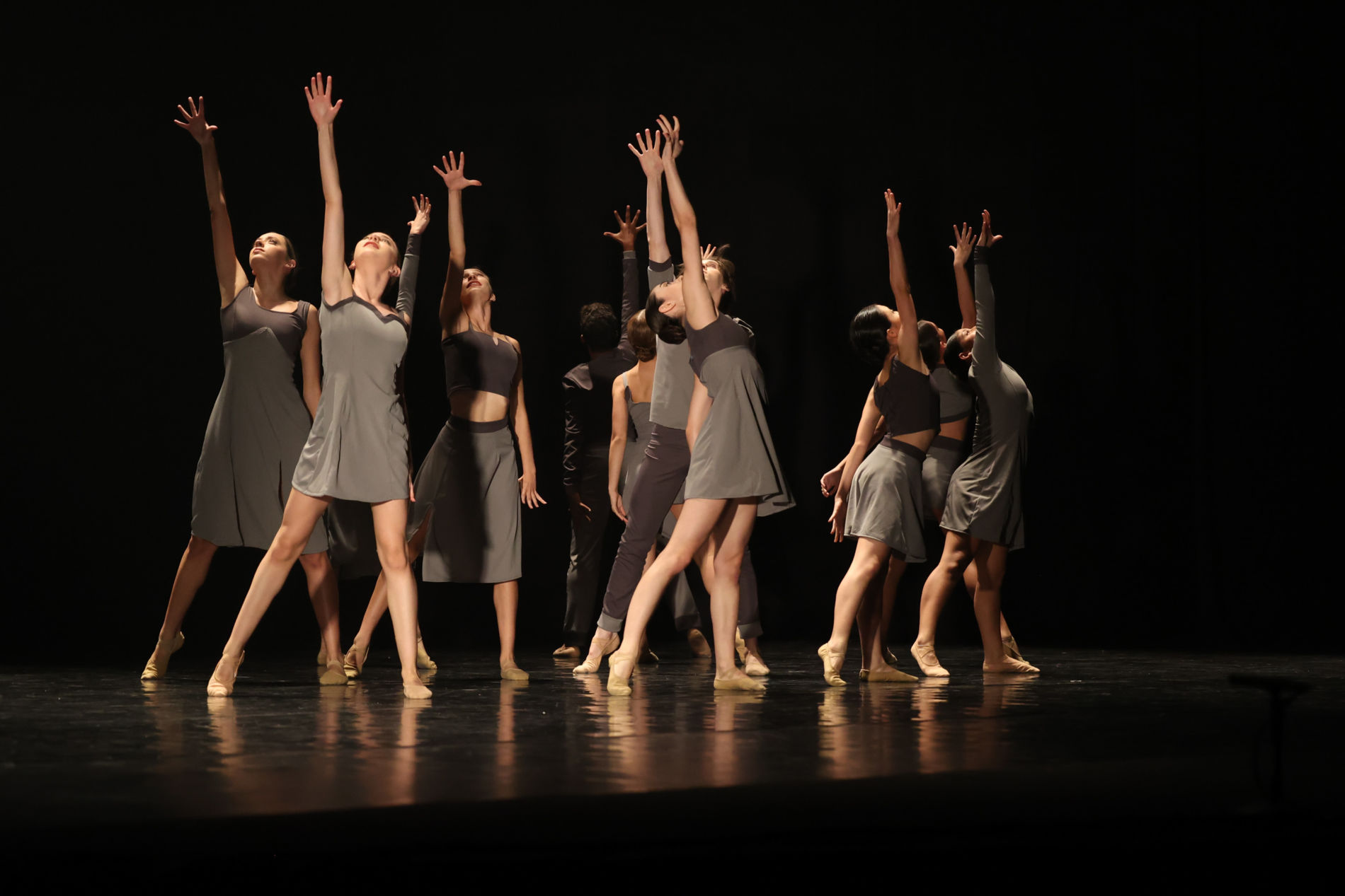 Cultura abre inscrições de bailarinos e coreografias para o 26º Festival Enredança
