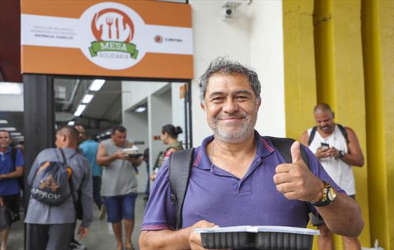 Mesa Solidria e INRua celebram um ano de parceria com jantar