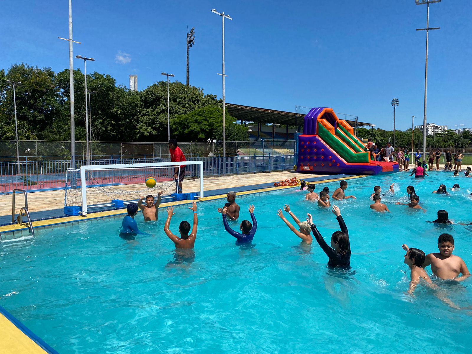 Vilas Olímpicas e os parques Radical de Deodoro e Olímpico abrem inscrições para suas colônias de férias - Prefeitura da Cidade do Rio de Janeiro