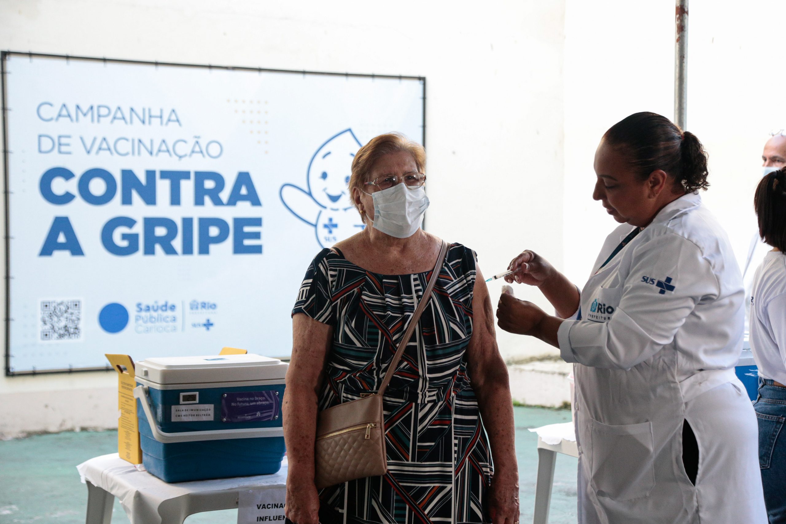 Secretaria de Saúde inicia a campanha de vacinação contra a gripe nos grupos prioritários - Prefeitura da Cidade do Rio de Janeiro